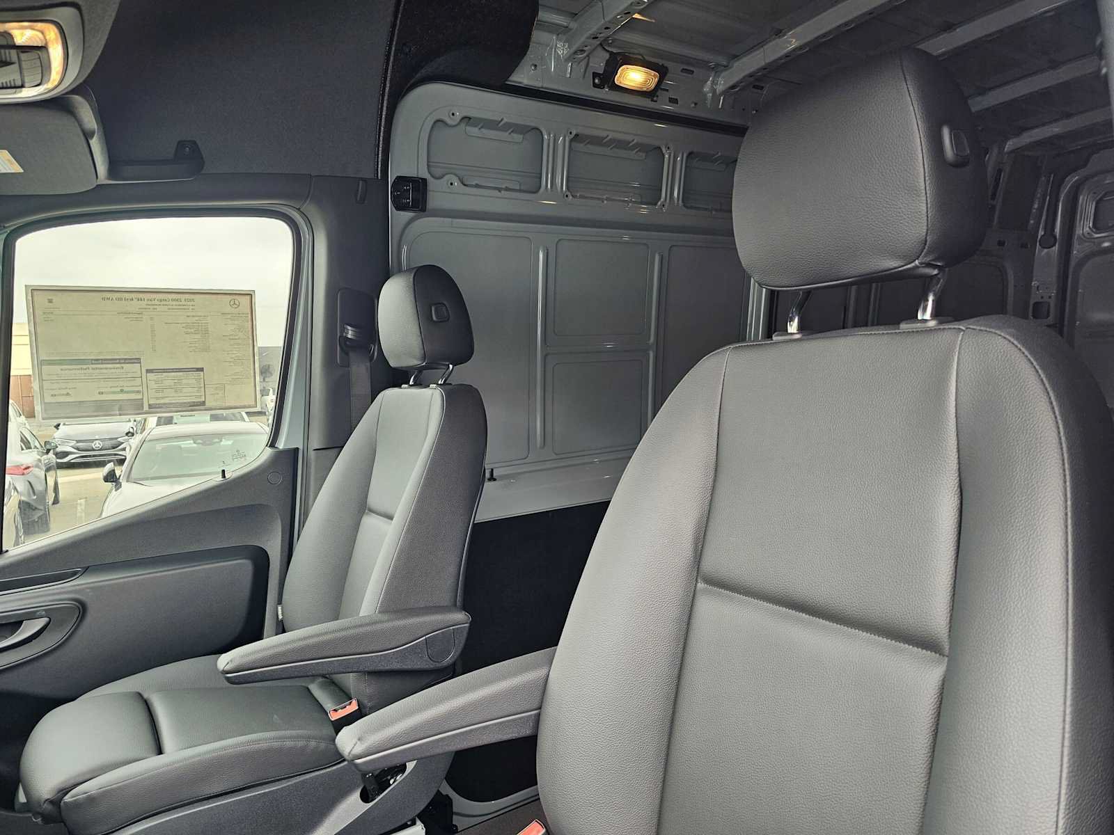 New 2025 Mercedes-Benz Sprinter 2500 image 21