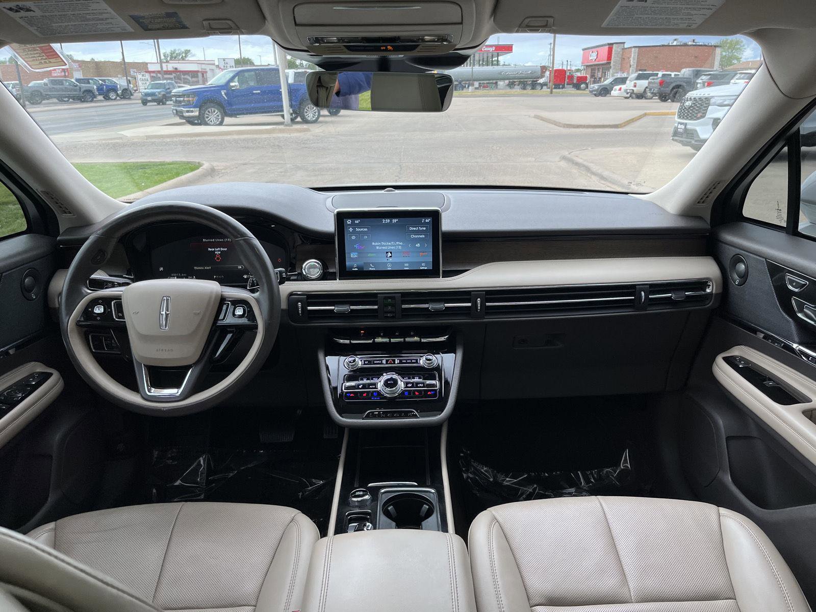 Used 2022 Lincoln Corsair Reserve w/ Equipment Group 201A FWD image 12