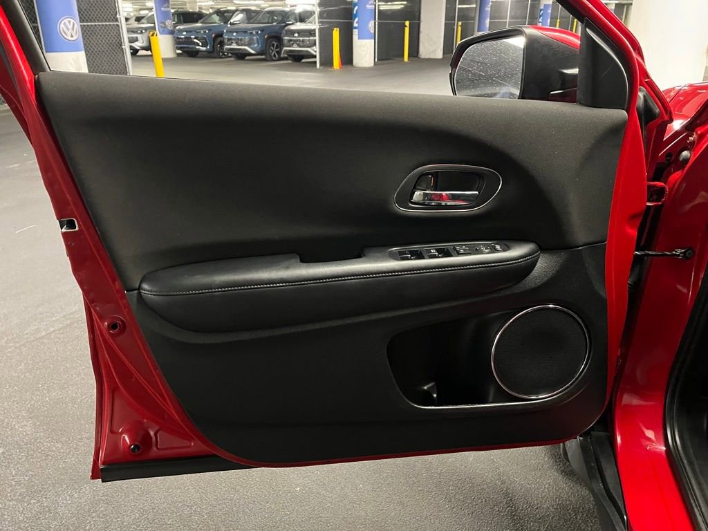 Used 2017 Honda HR-V EX image 13