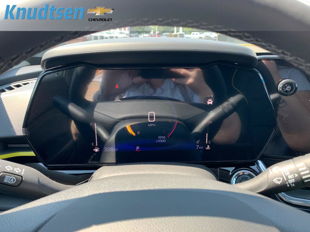 New 2026 Chevrolet Trax ACTIV w/ Sunroof Package FWD image 23