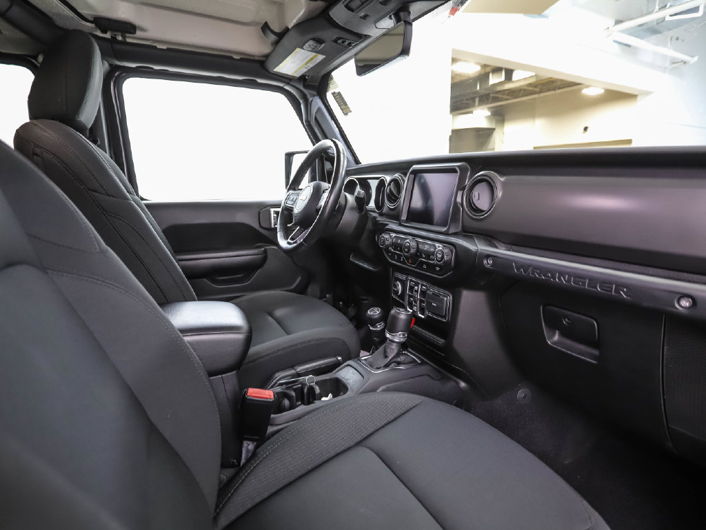 Used 2021 Jeep Wrangler Unlimited Sport AWD/4WD image 29