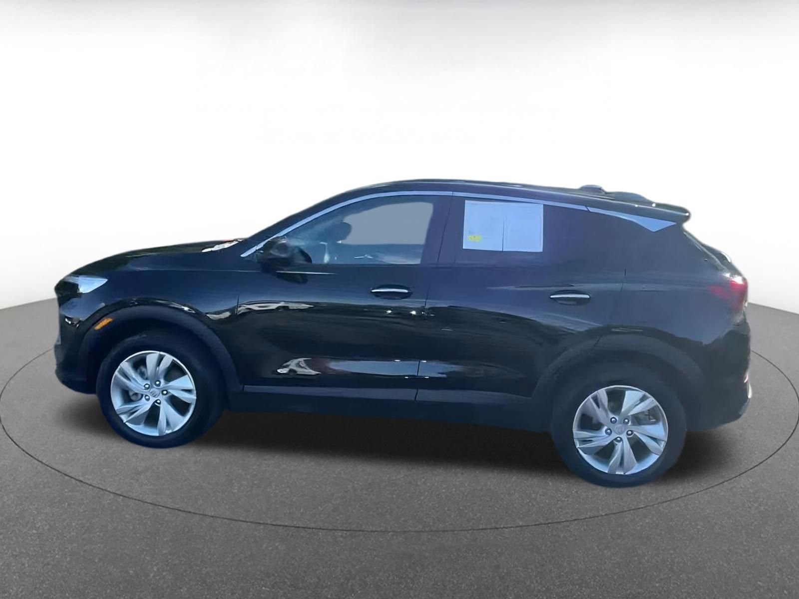 Used 2025 Buick Encore GX Preferred image 9