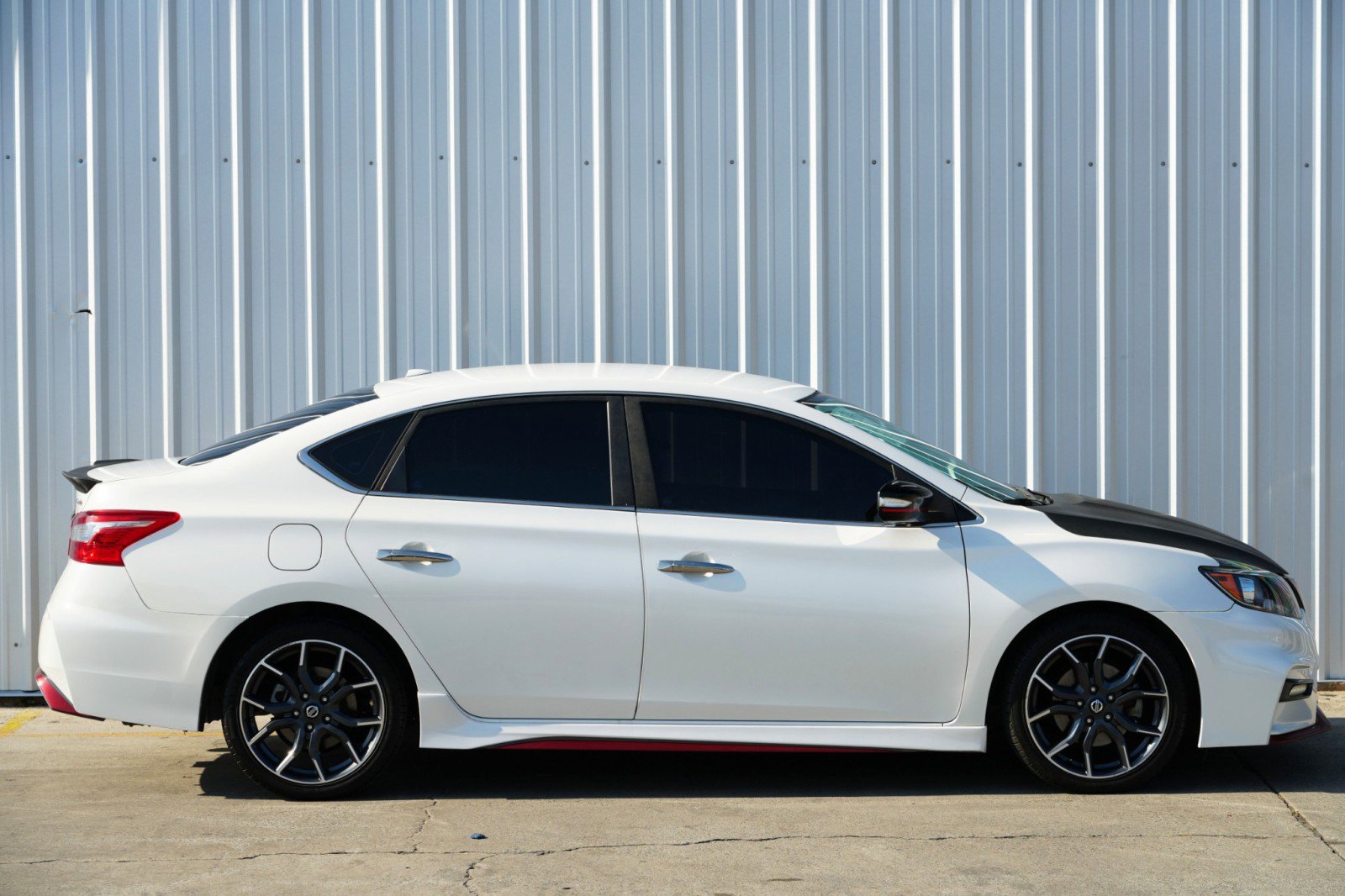 Used 2019 Nissan Sentra NISMO image 46