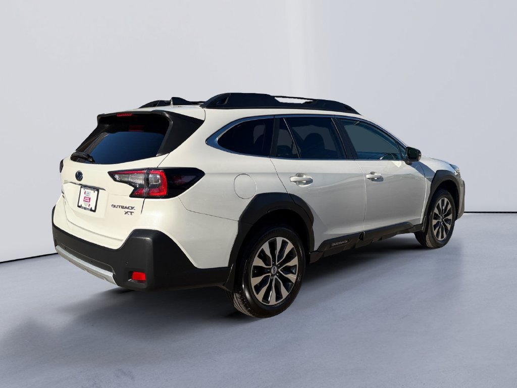 Certified 2023 Subaru Outback Limited XT AWD/4WD image 3