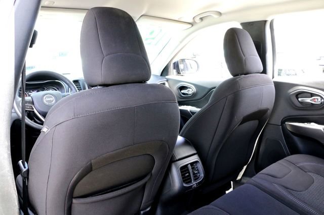 Used 2020 Jeep Cherokee Latitude image 22