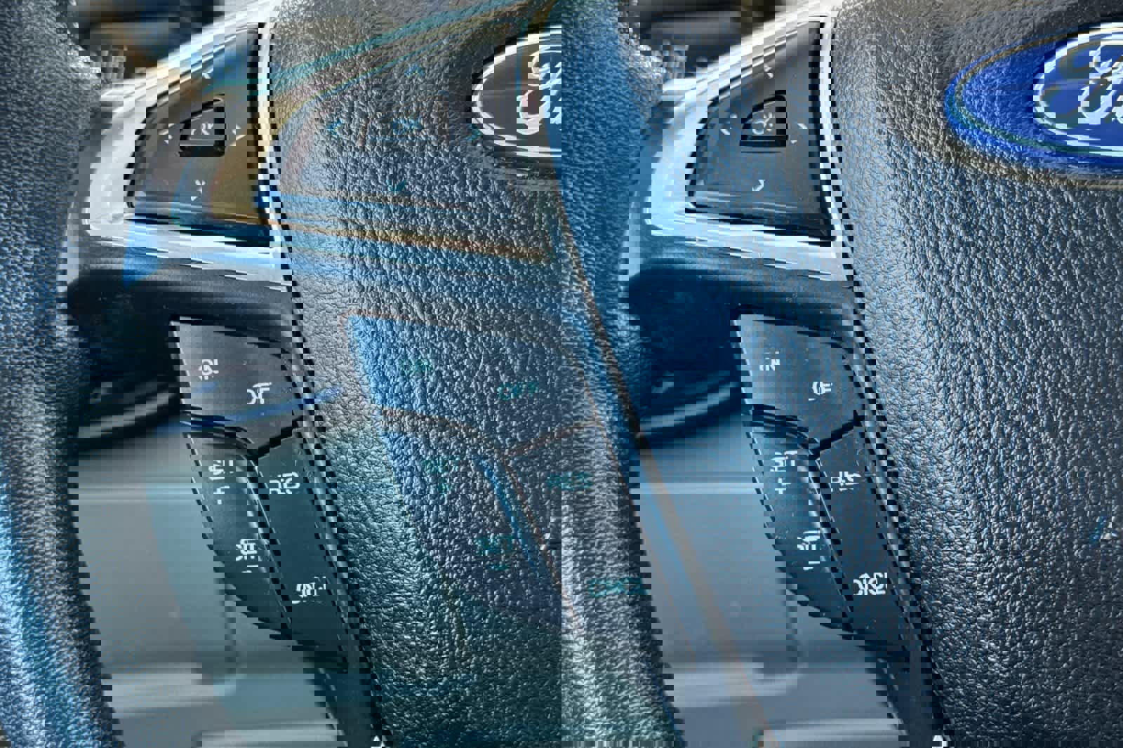 Used 2021 Ford Edge Titanium w/ Cargo Accessory Package image 27