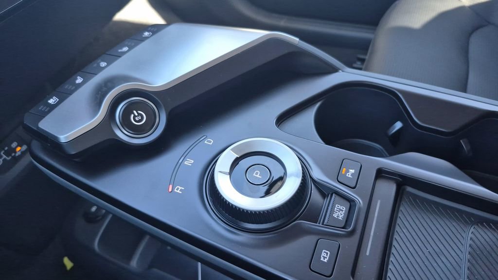 New 2025 Kia EV6 Wind image 24