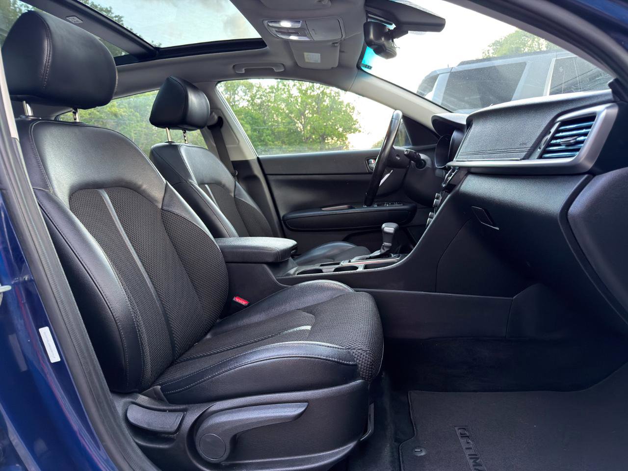 Used 2019 Kia Optima S w/ S Panoramic Sunroof Package FWD image 14