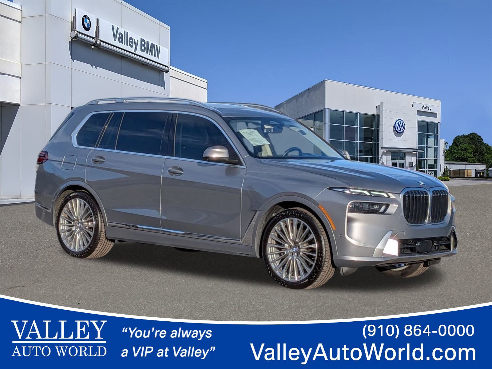 Used 2025 BMW X7 xDrive40i w/ Premium Package