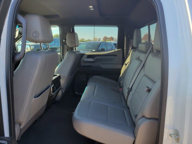 Used 2023 GMC Sierra 1500 SLT w/ SLT Premium Package image 24