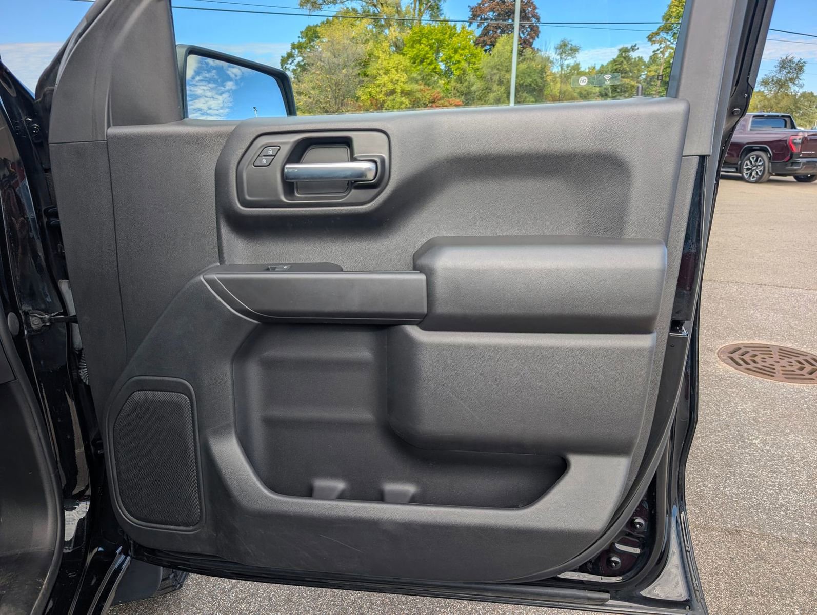 Used 2022 Chevrolet Silverado 1500 Custom Trail Boss image 28