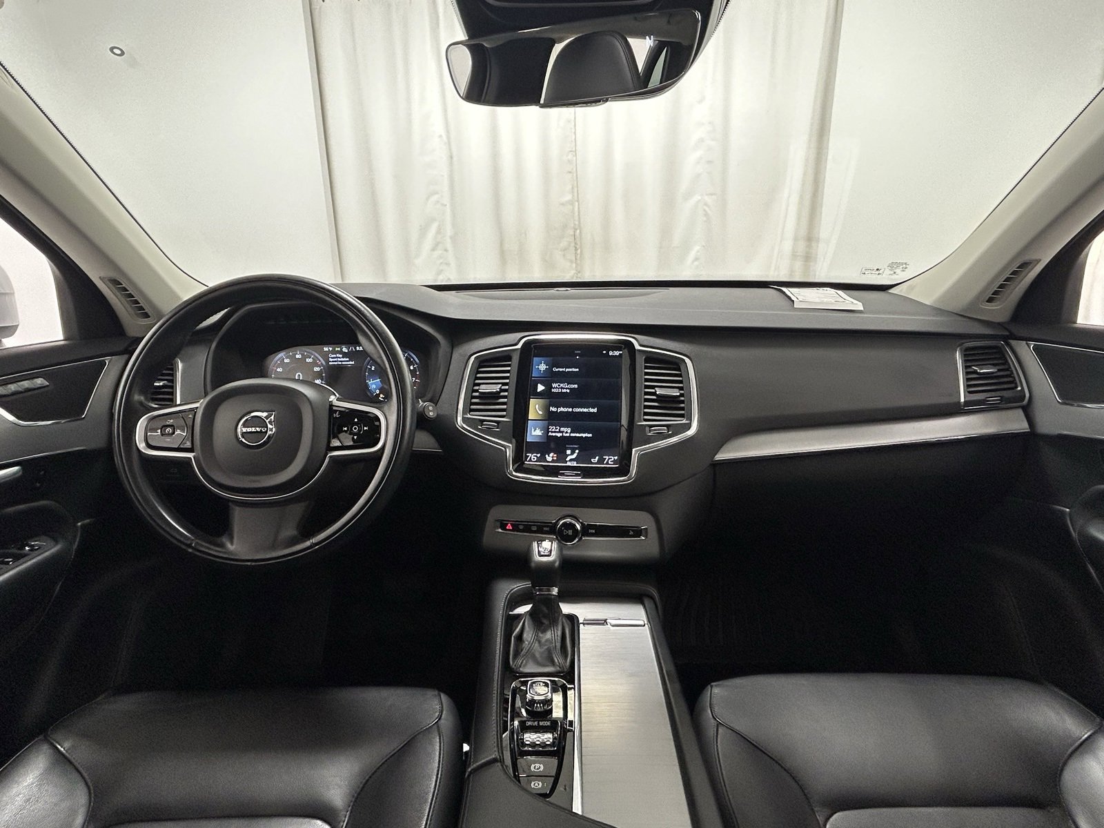 Used 2021 Volvo XC90 T5 Momentum w/ Climate Package image 8