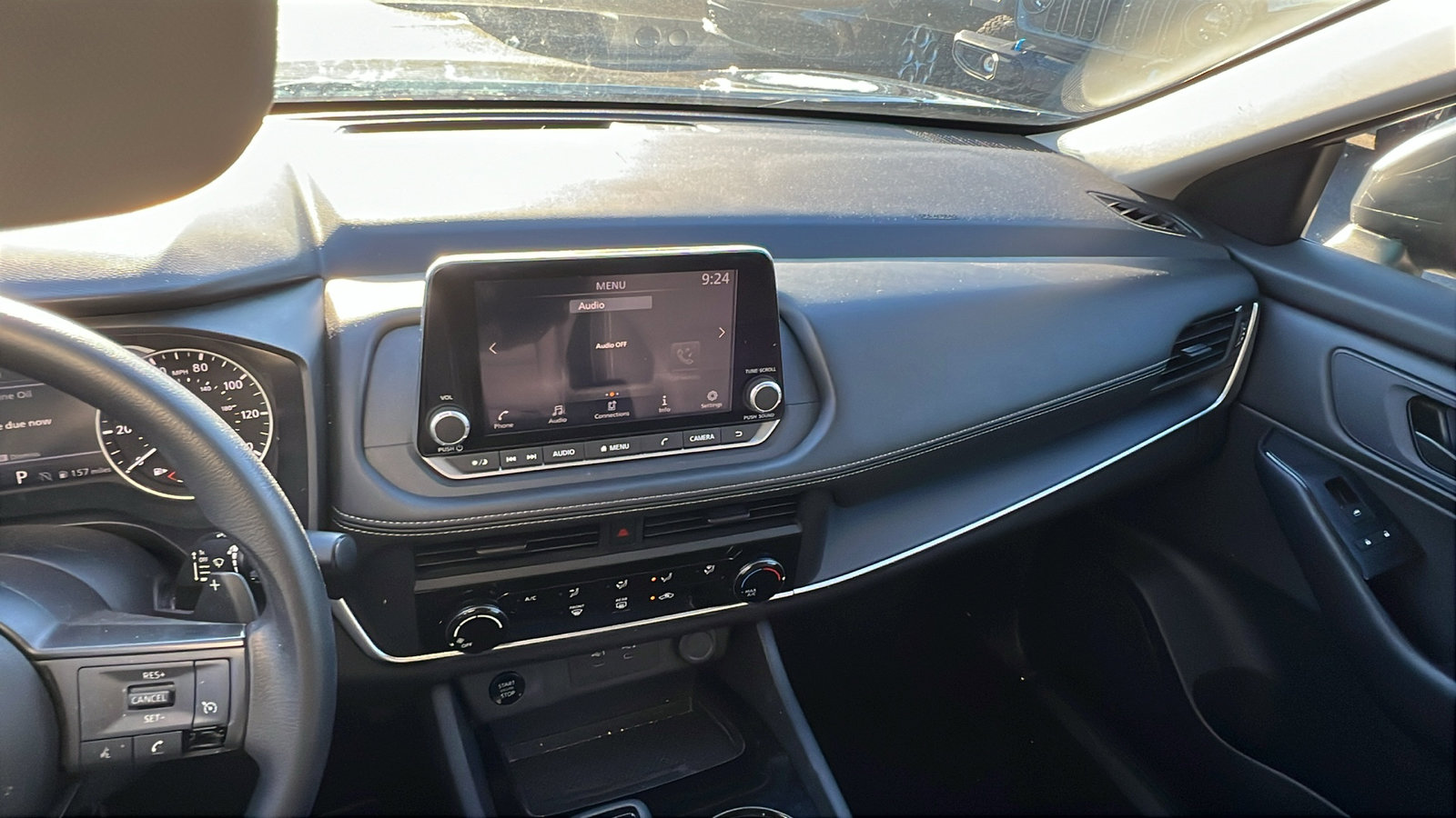 Used 2024 Nissan Rogue S image 30