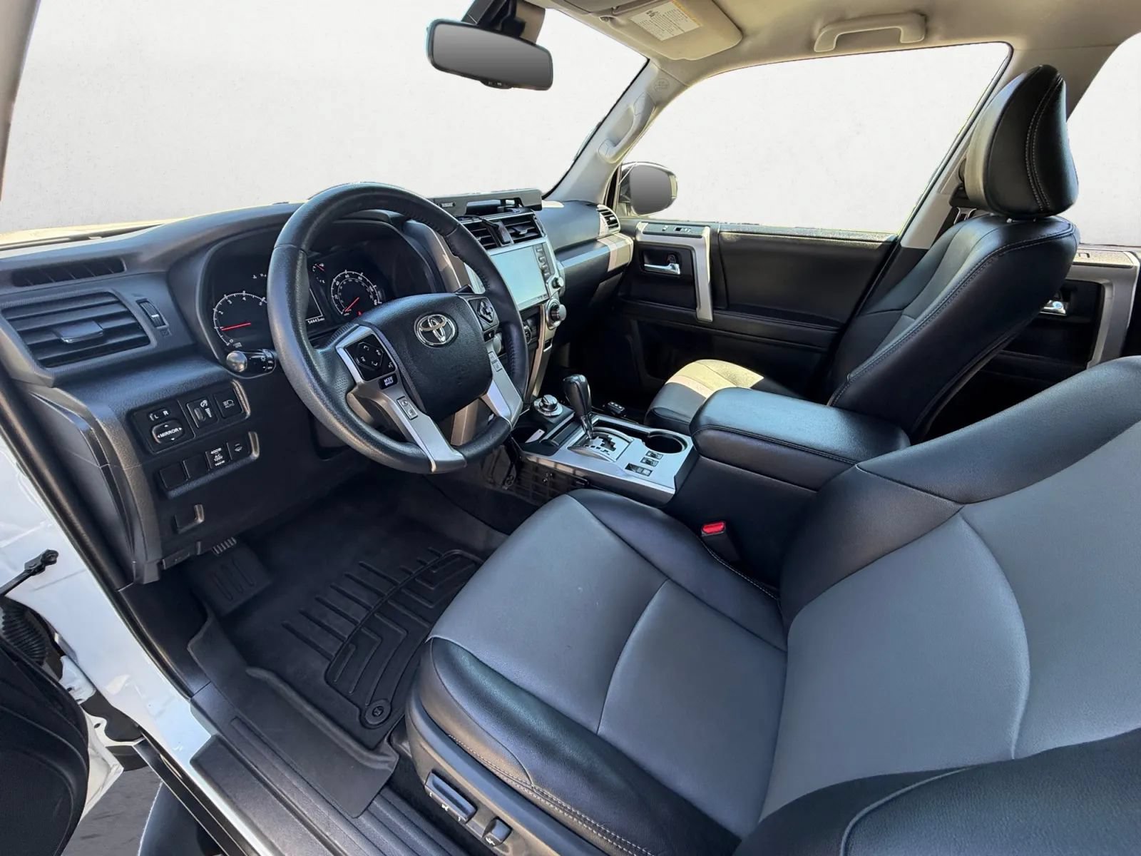 Used 2022 Toyota 4Runner SR5 Premium w/ TRD Black Wheel Package (TMS) AWD/4WD image 14