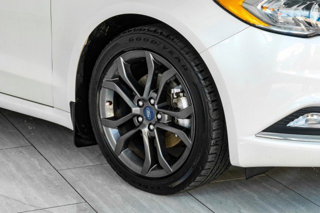 Used 2018 Ford Fusion SE w/ Equipment Group 201A FWD image 52