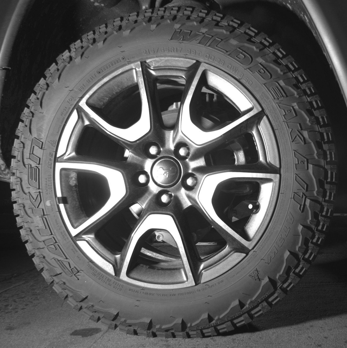 Used 2025 Jeep Compass Trailhawk image 15