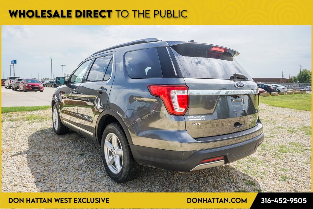 Used 2019 Ford Explorer XLT image 29