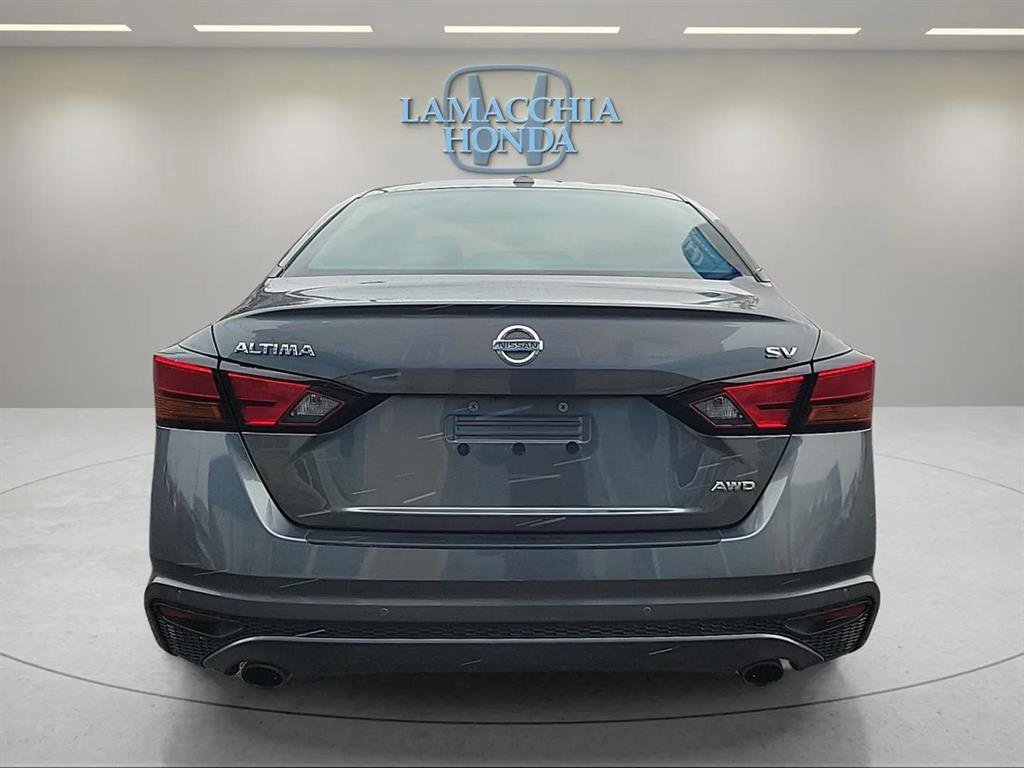 Used 2022 Nissan Altima 2.5 SV w/ SV Premium Package image 4