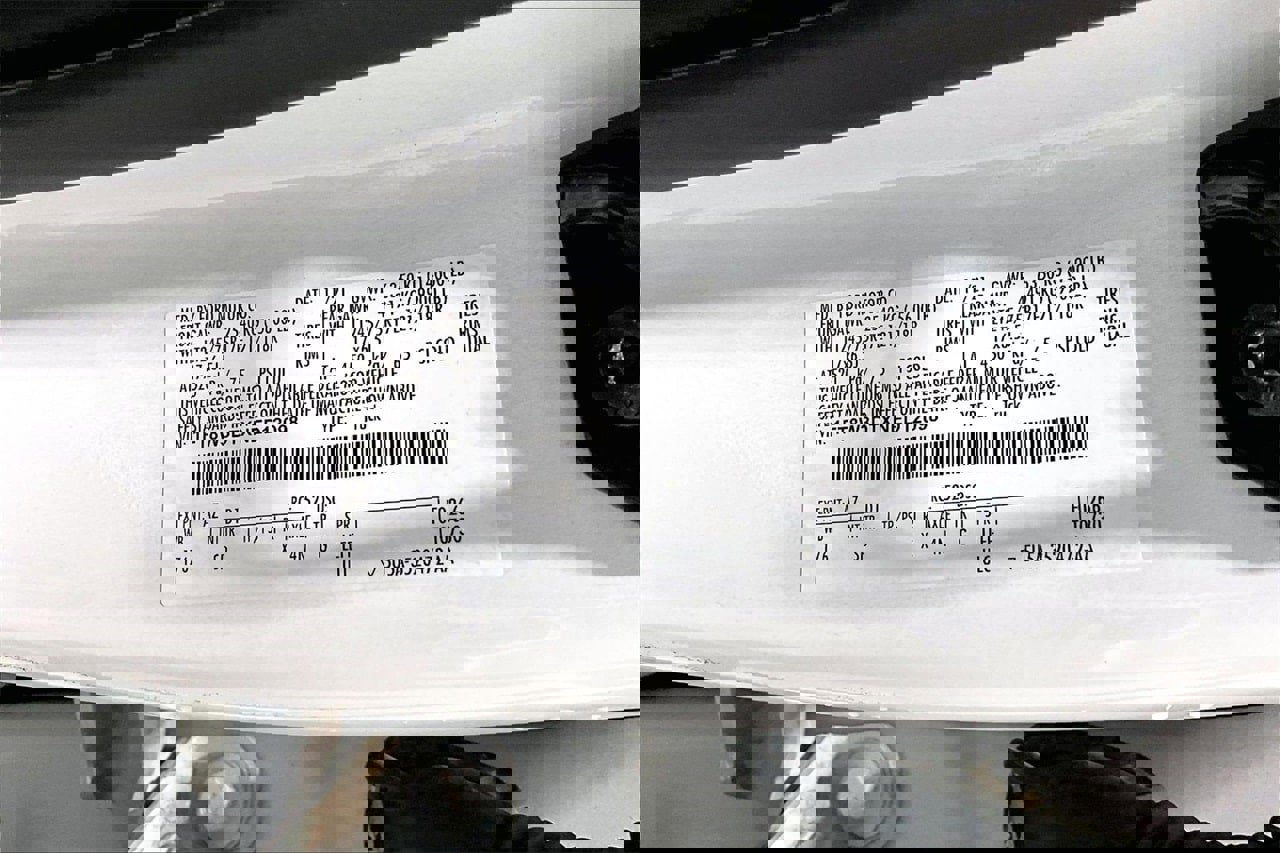 Used 2022 Ford F350 King Ranch w/ Chrome Package image 8