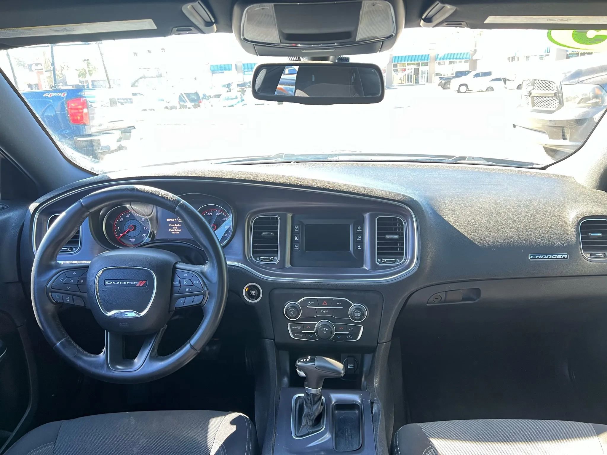 Used 2015 Dodge Charger SE w/ Sport Appearance Group RWD image 12