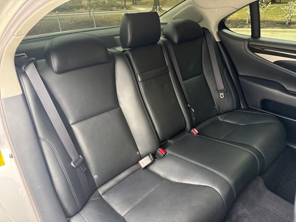 Used 2013 Lexus LS 460 L w/ Preferred Accessory Package image 32