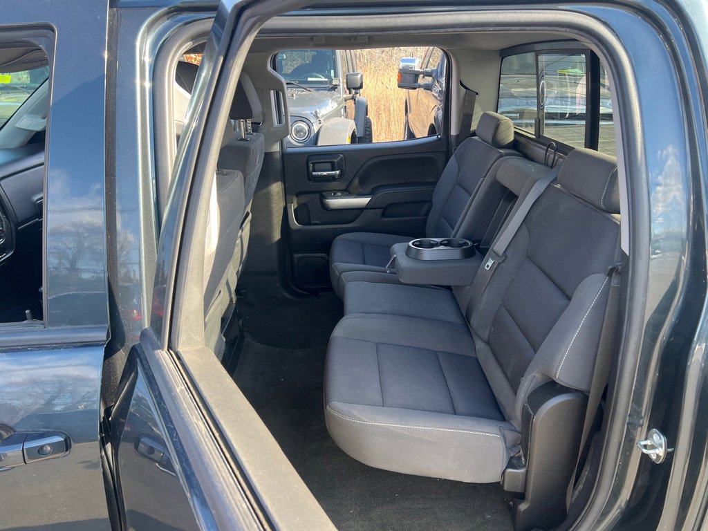 Used 2018 Chevrolet Silverado 1500 LT w/ All Star Edition image 14