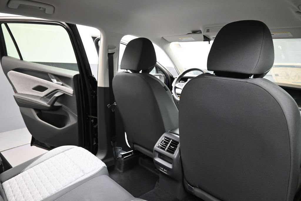 New 2026 Volkswagen Tiguan S AWD/4WD image 15