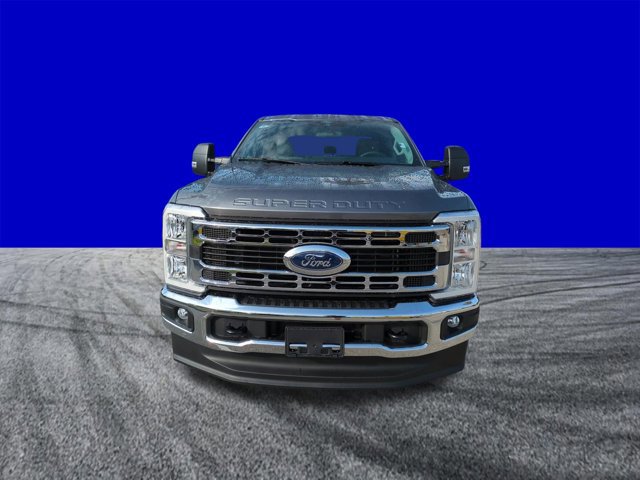 New 2026 Ford F350 XLT w/ FX4 Off-Road Package AWD/4WD image 9