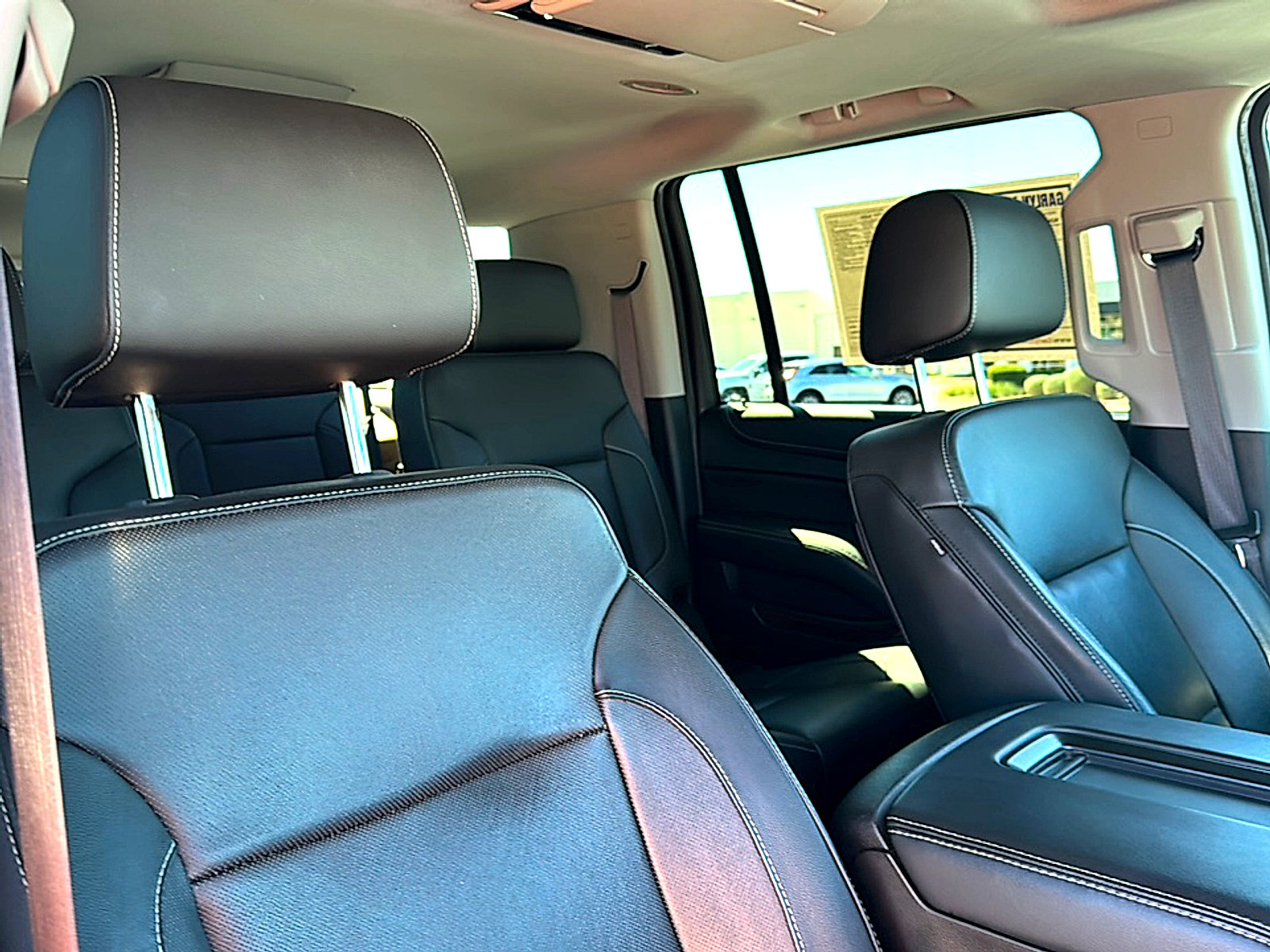 Used 2018 GMC Yukon XL SLT w/ Premium Edition RWD image 28
