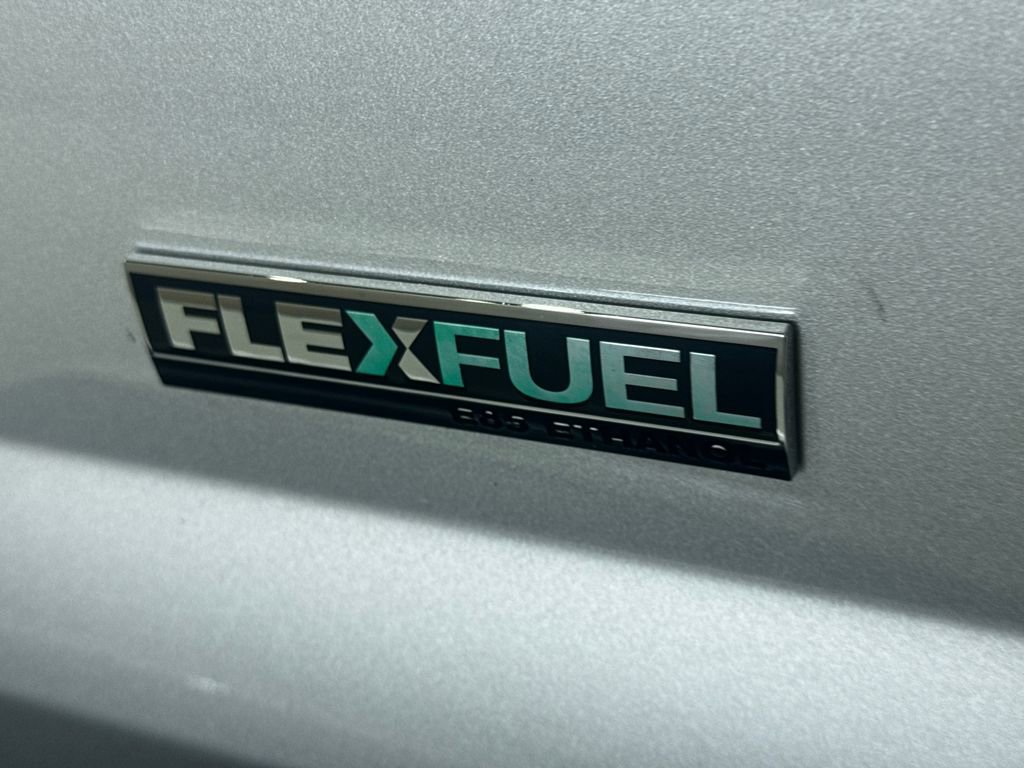 Used 2011 Chevrolet Avalanche LTZ image 32