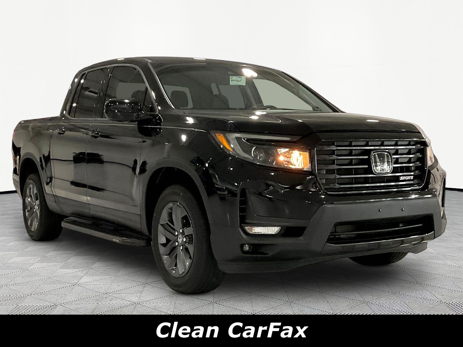 Used 2021 Honda Ridgeline Sport image 3