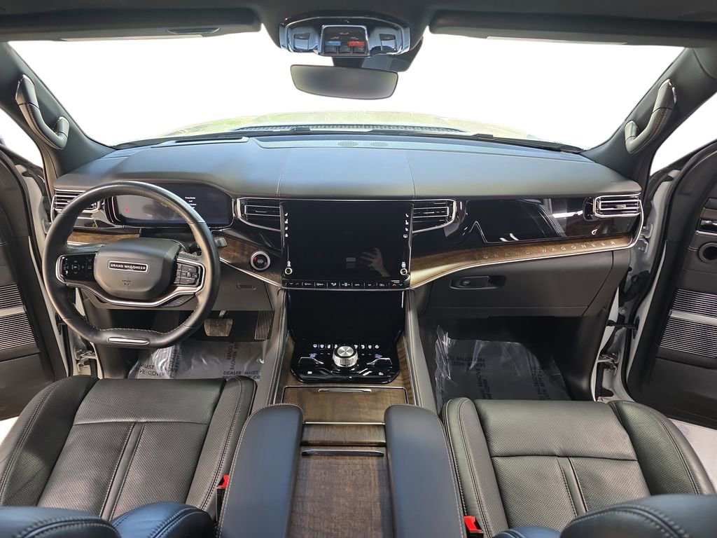 Used 2022 Jeep Grand Wagoneer Series I AWD/4WD image 9