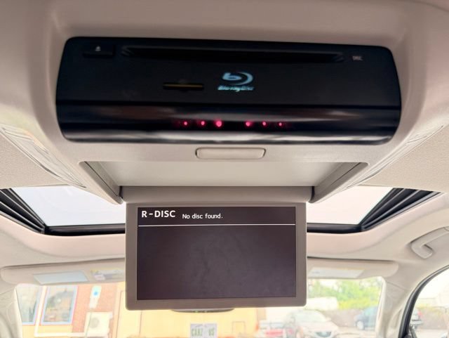 Used 2018 Toyota Sequoia Limited w/ Safety & Convenience Package AWD/4WD image 31