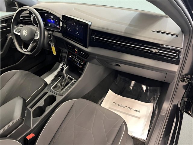 Used 2025 Volkswagen Jetta Sport image 12