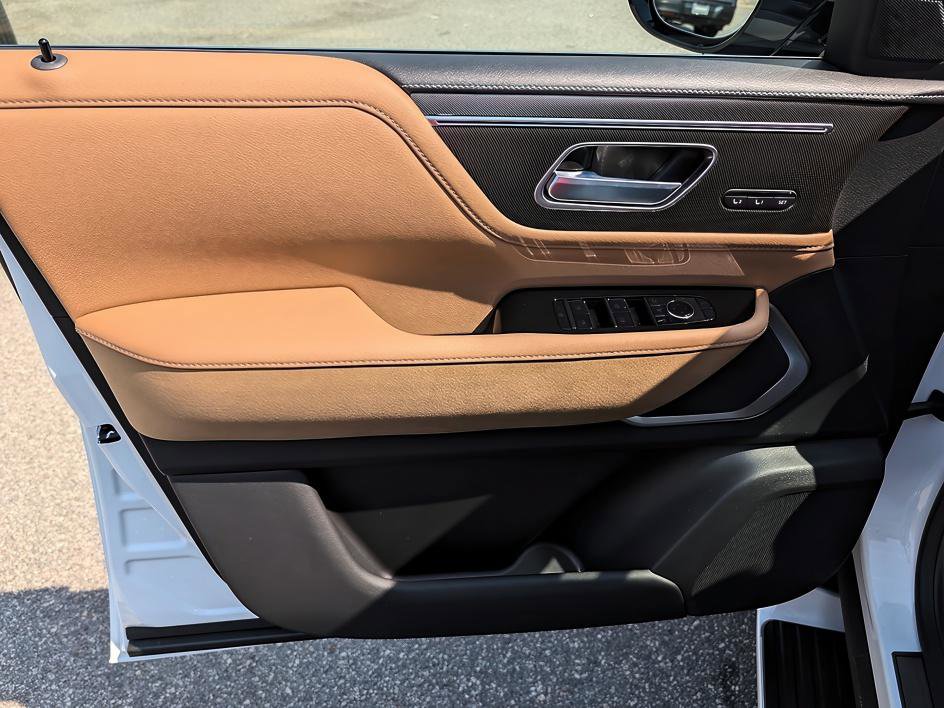 New 2026 INFINITI QX80 Luxe AWD/4WD image 9