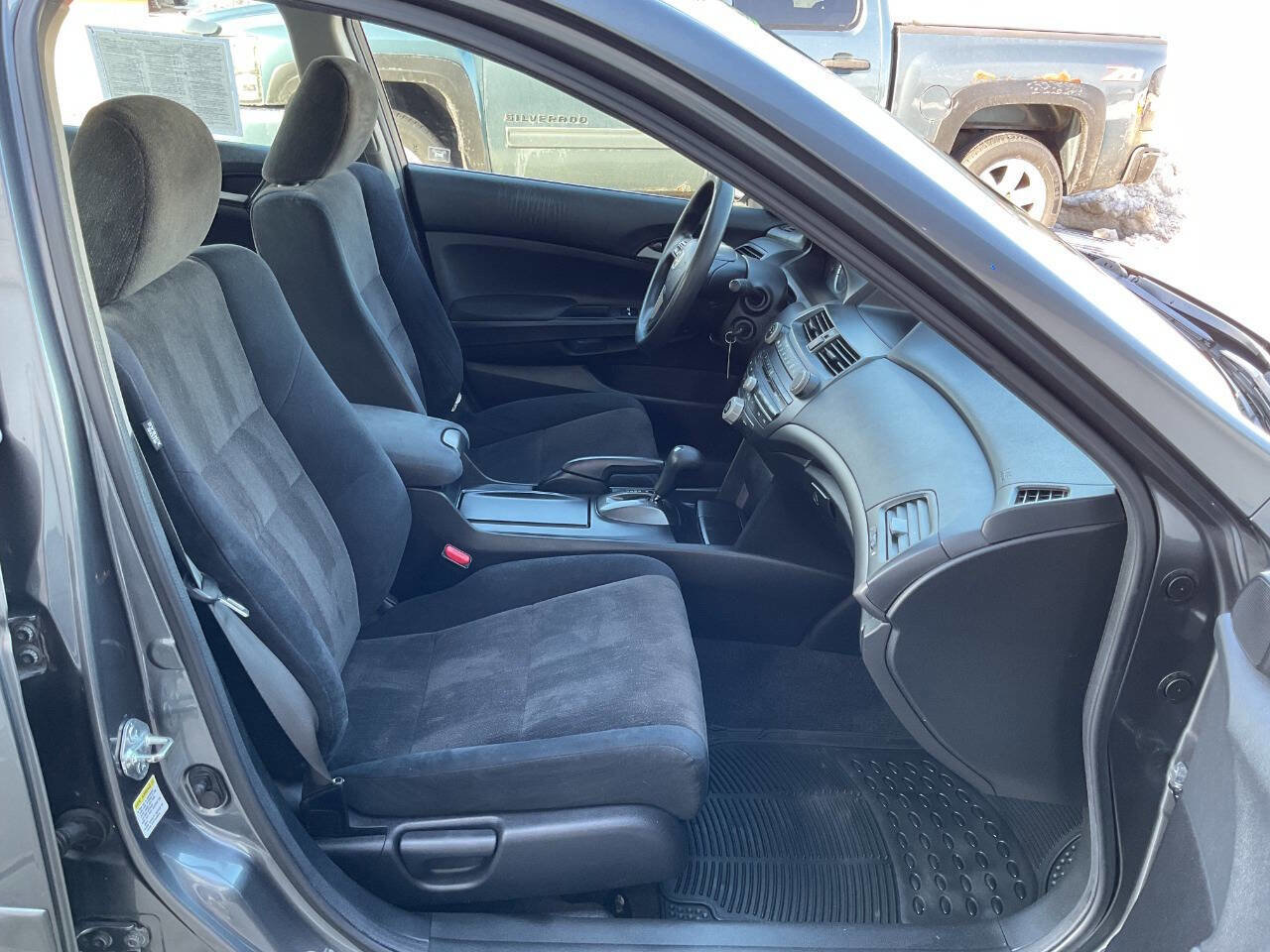 Used 2010 Honda Accord LX-P image 36