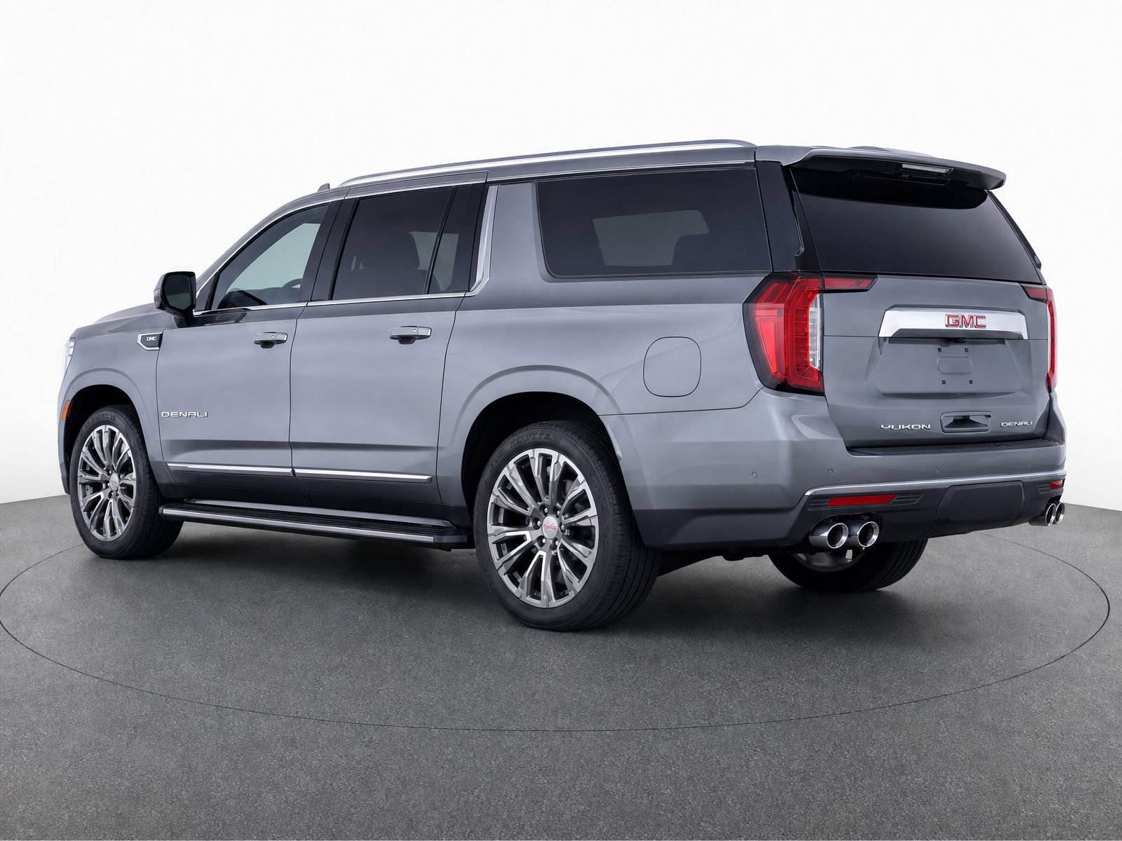 Used 2021 GMC Yukon XL Denali w/ Denali Premium Package RWD image 3