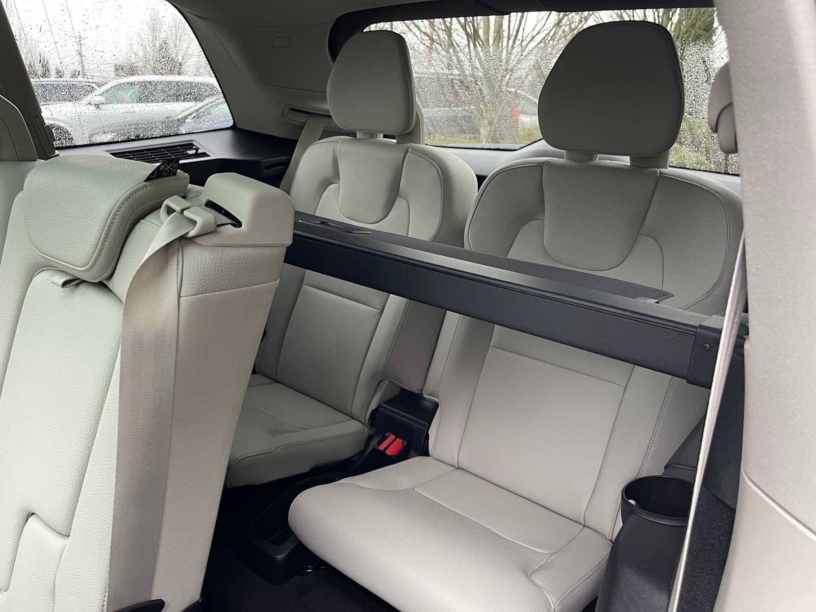 Used 2023 Volvo XC90 B6 Plus w/ Protection Package Premier image 17