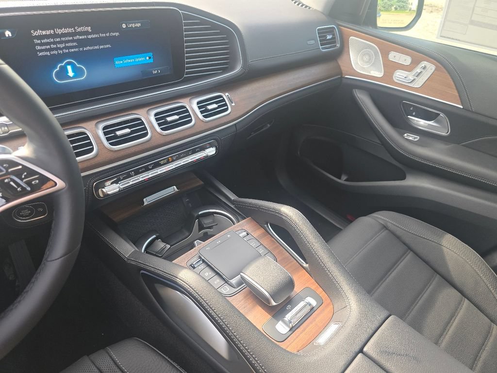 New 2026 Mercedes-Benz GLE 580 4MATIC image 32