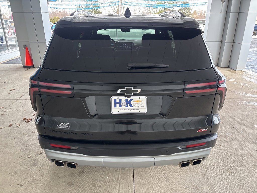 Used 2024 Chevrolet Traverse Z71 image 30