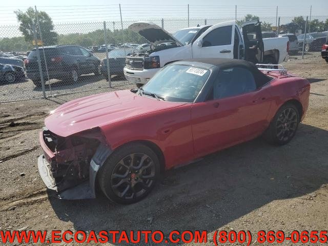 Used 2017 FIAT 124 Spider Abarth RWD image 3
