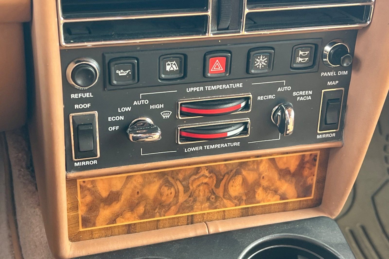 Used 1993 Rolls-Royce Silver Spur II image 16