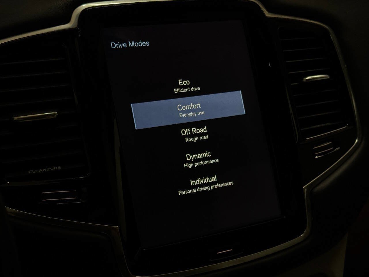 Used 2016 Volvo XC90 T6 Inscription w/ Vision Package AWD/4WD image 63