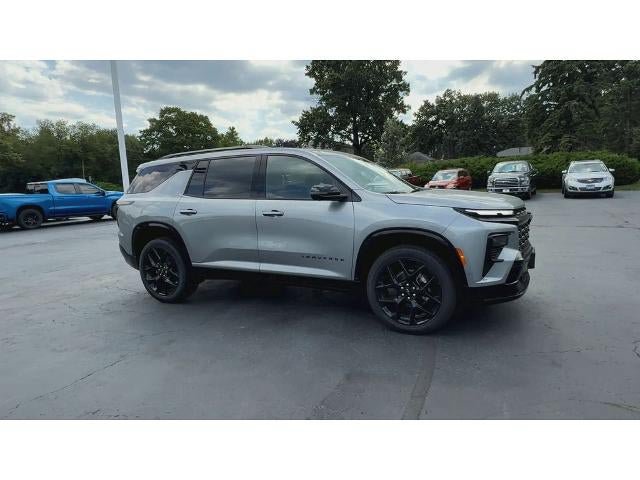 New 2026 Chevrolet Traverse RS w/ LPO, Floor Liner Package AWD/4WD image 2