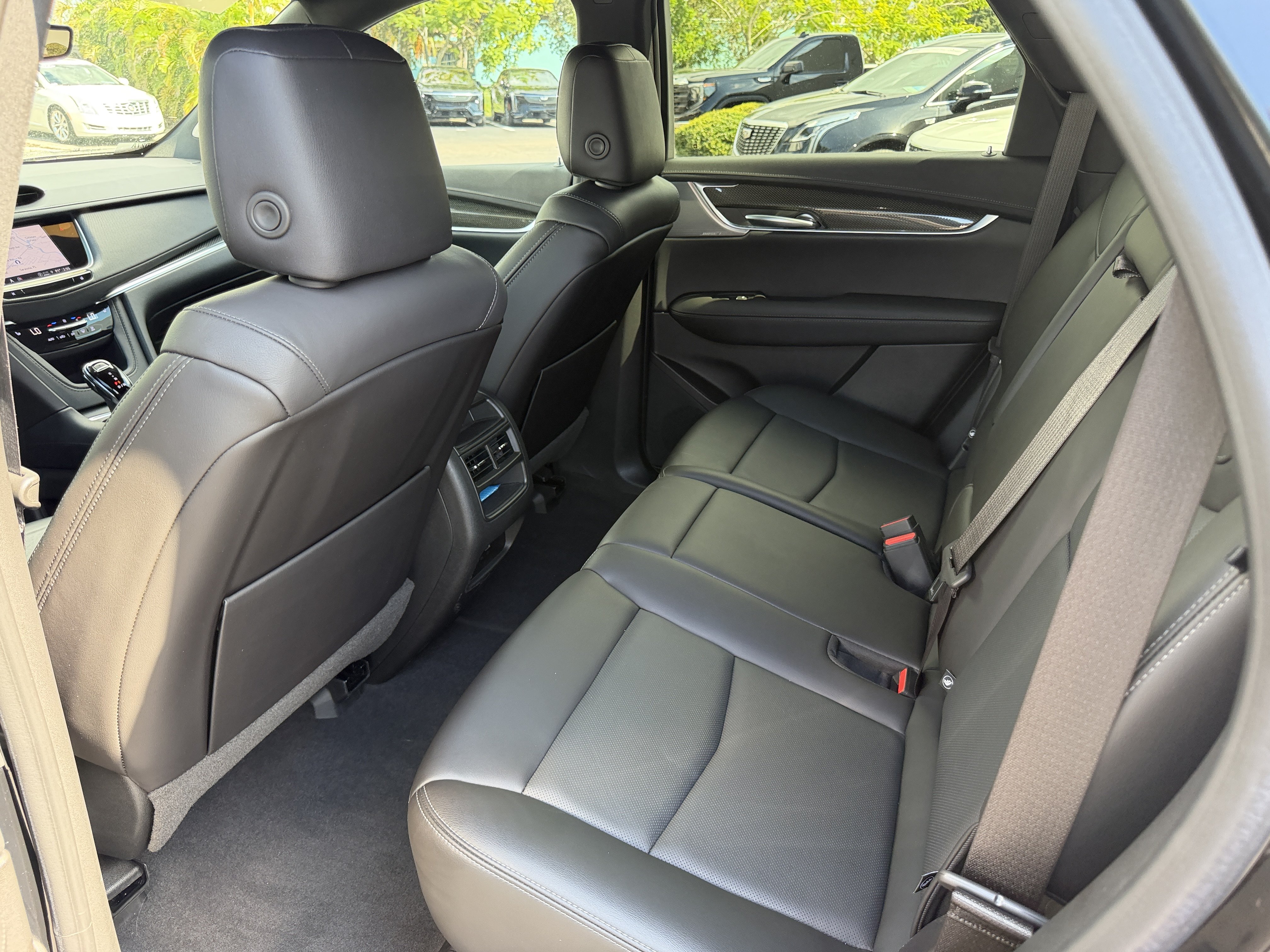 Certified 2023 Cadillac XT5 Sportv w/ Technology Package AWD/4WD image 18
