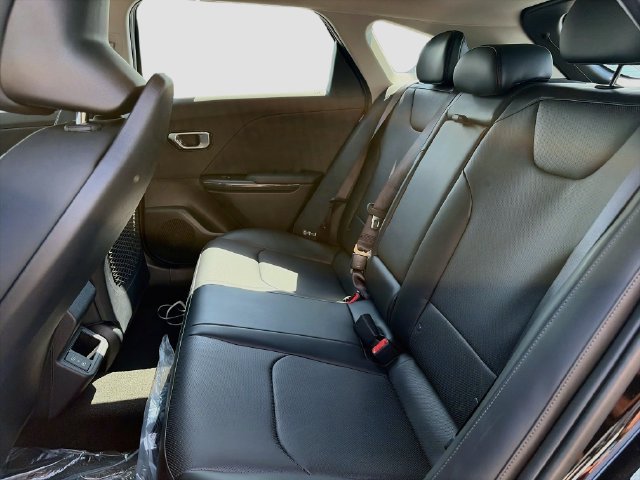 New 2026 Kia K4 EX FWD image 22