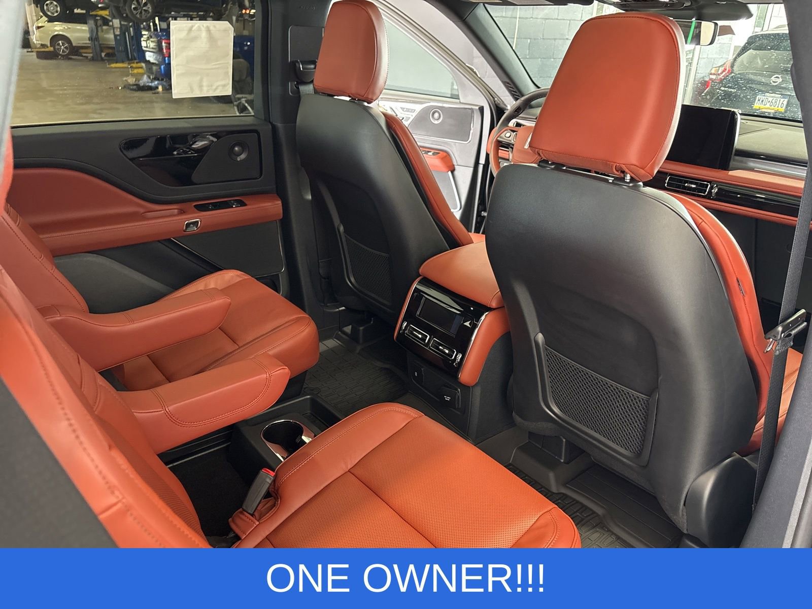 Used 2025 Lincoln Aviator Reserve w/ Illumination Package AWD/4WD image 15
