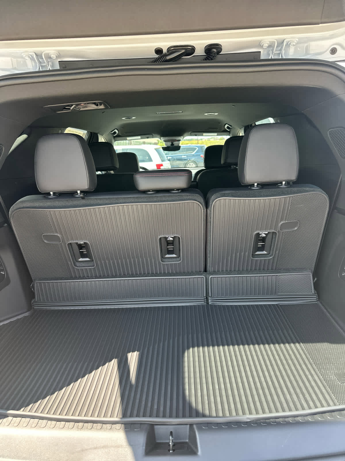 New 2026 Chevrolet Traverse RS w/ LPO, Floor Liner Package image 9