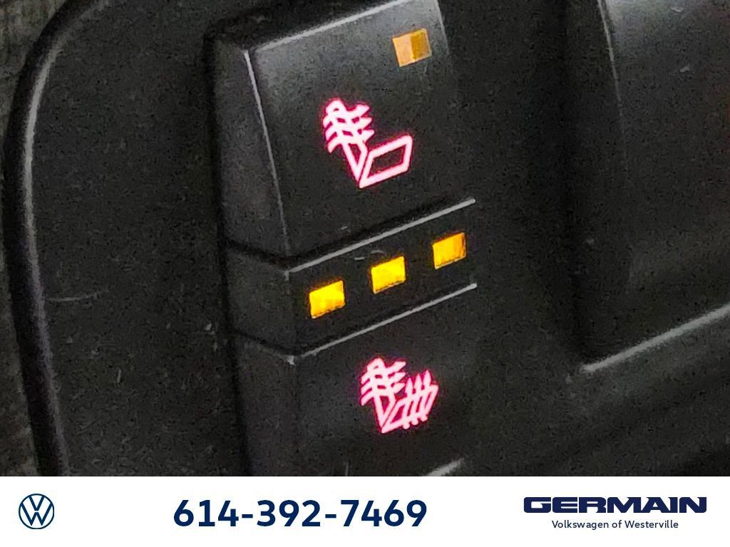 Used 2017 GMC Acadia Limited SLT image 32