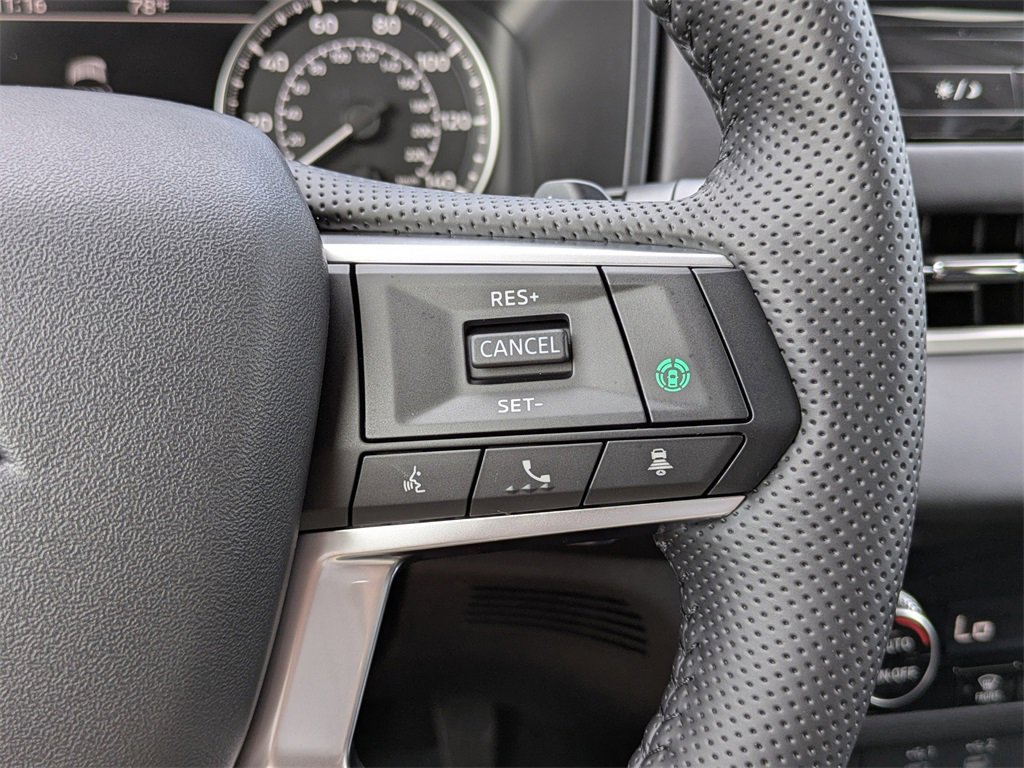 New 2025 Mitsubishi Outlander SE image 27